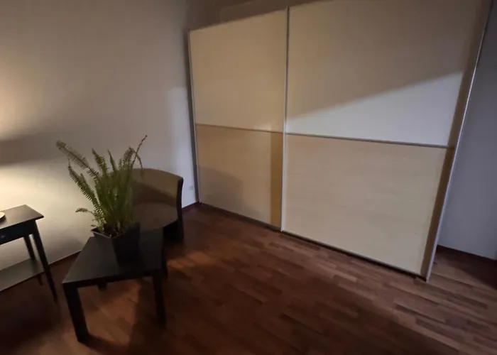 公寓 Wunderschoene In Misburg-nord In Bahnstationsnaehe